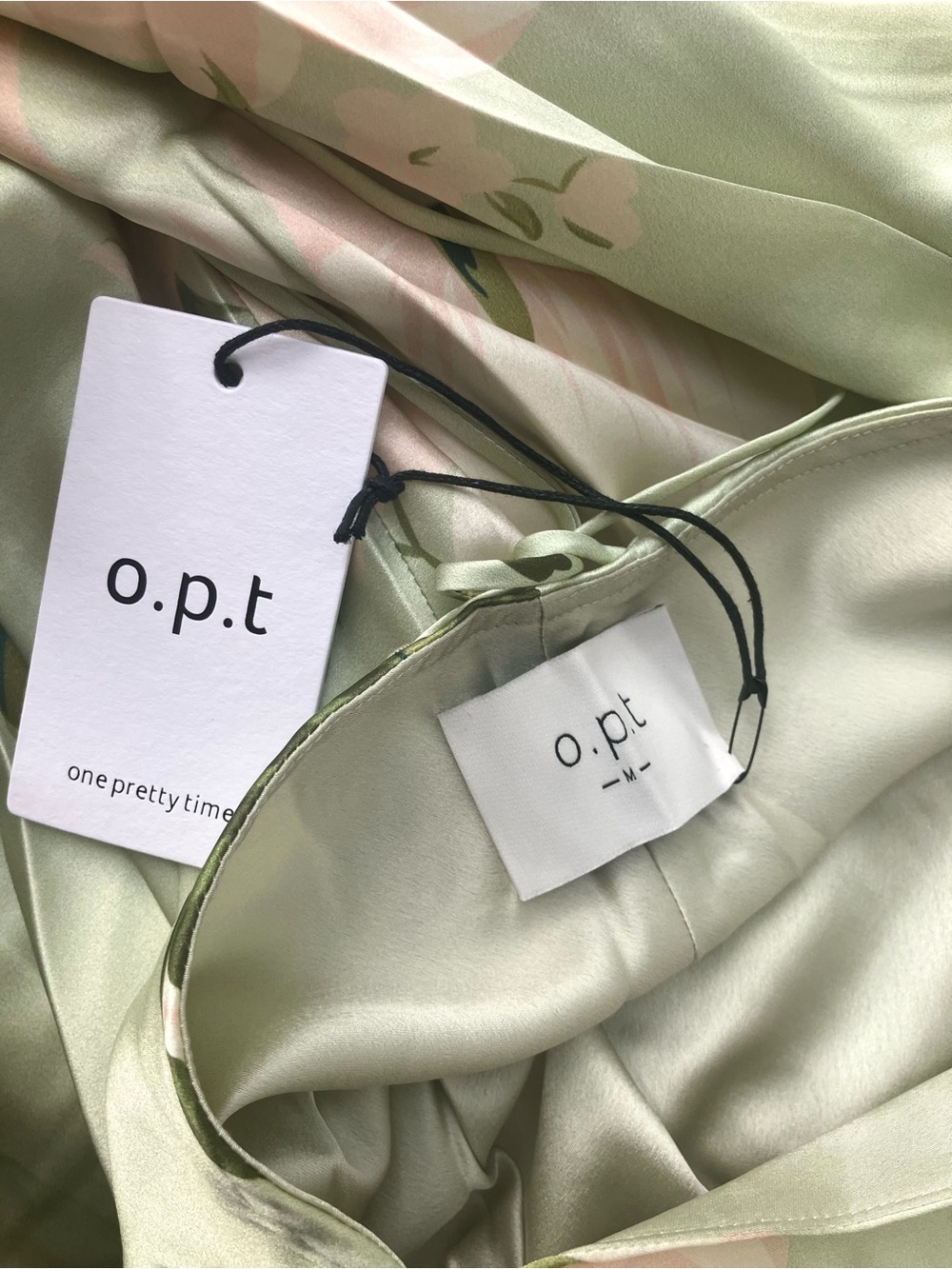 Few Moda o.p.t silk Maxi Dress in Soft Green - Picture 12 of 12